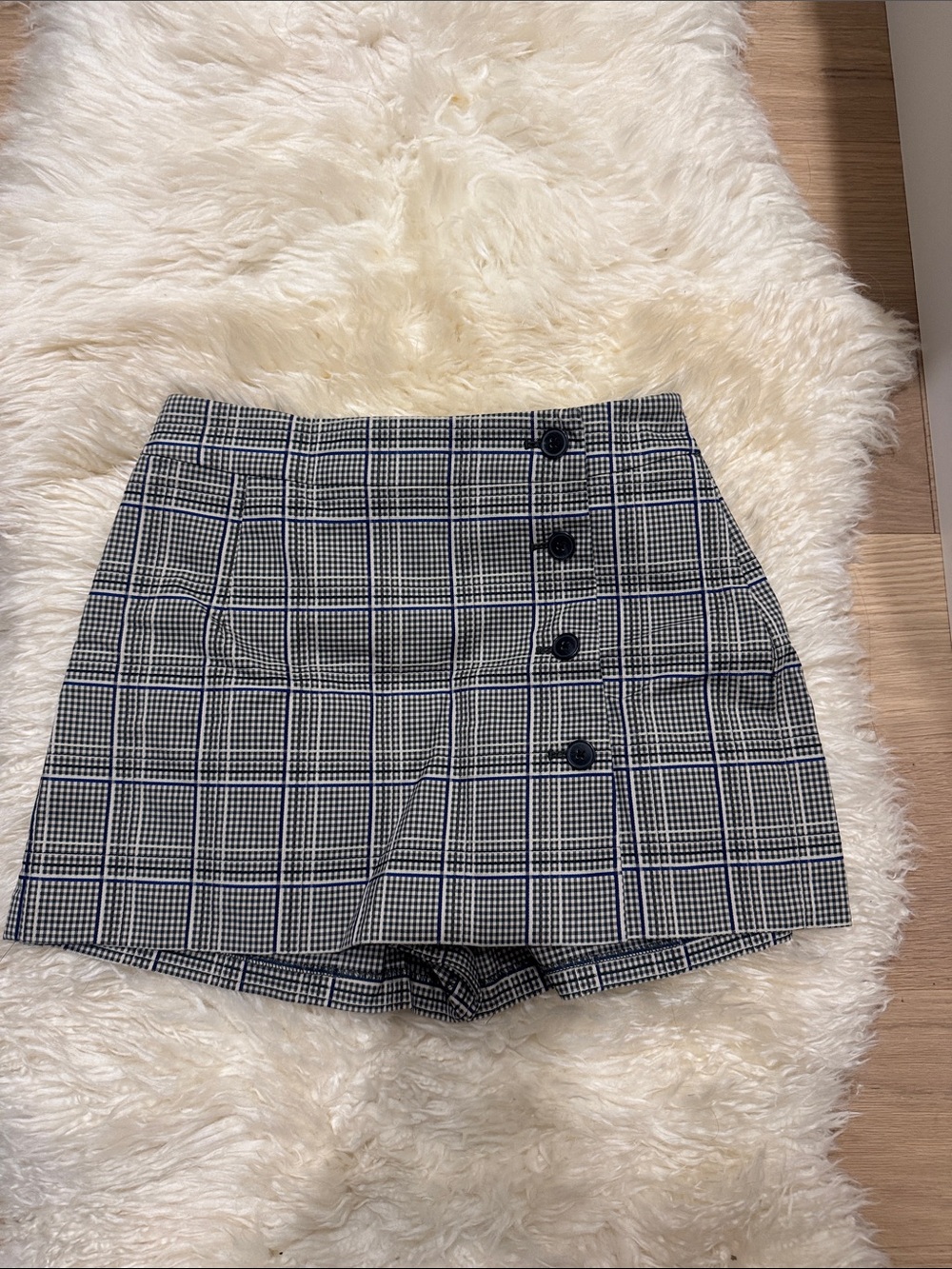 Sunday Best Plaid Button-Front Skort in Black and White